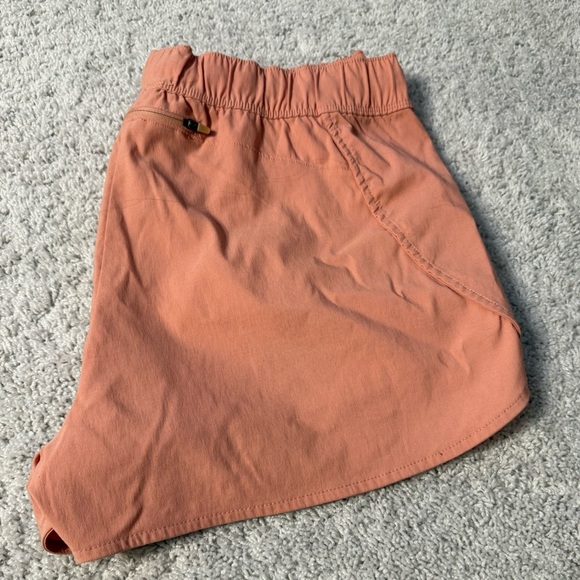 The North Face Women's Athletic Shorts - Picture 4 of 9